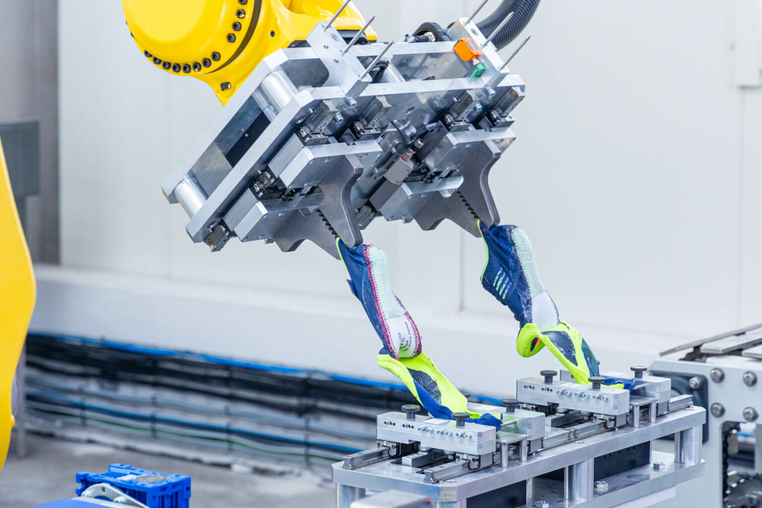 Re_SHOES – ligne pilote de démantèlement automatisé de chaussures